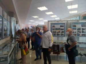P10709 120428